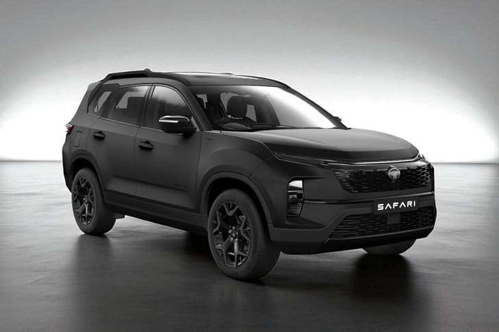 Tata Safari Color Matte Stealth Black